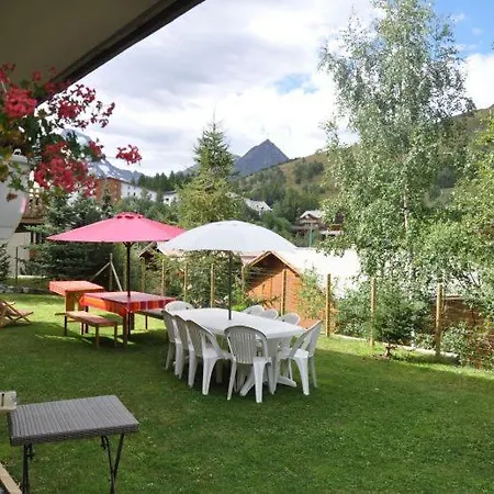 Dans 5 Pieces, 14 Pers, 4 Ch, Wifi, Jardin Prive Шале Ле-дез-Альп