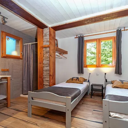 Dans 5 Pieces, 14 Pers, 4 Ch, Wifi, Jardin Prive * Ле-дез-Альп