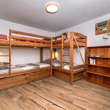 Шале Dans 5 Pieces, 14 Pers, 4 Ch, Wifi, Jardin Prive