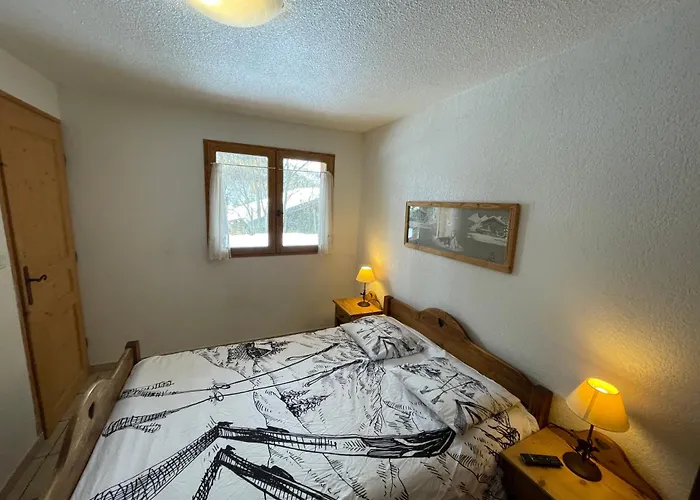 Dans 5 Pieces, 14 Pers, 4 Ch, Wifi, Jardin Prive *